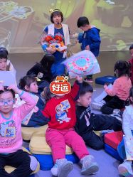 -小鸡哆哆故事屋·儿童乐园(嘉里城店)