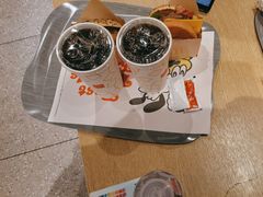 -麦当劳(四平路店)