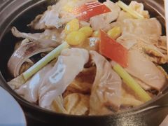 胡胡椒猪肚煲鸡-稻香酒家·33年老字号·港式粤菜(富邦中心店)