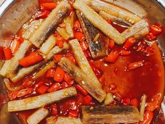 -昱龙大盆牛蛙馆(三兴街总店)