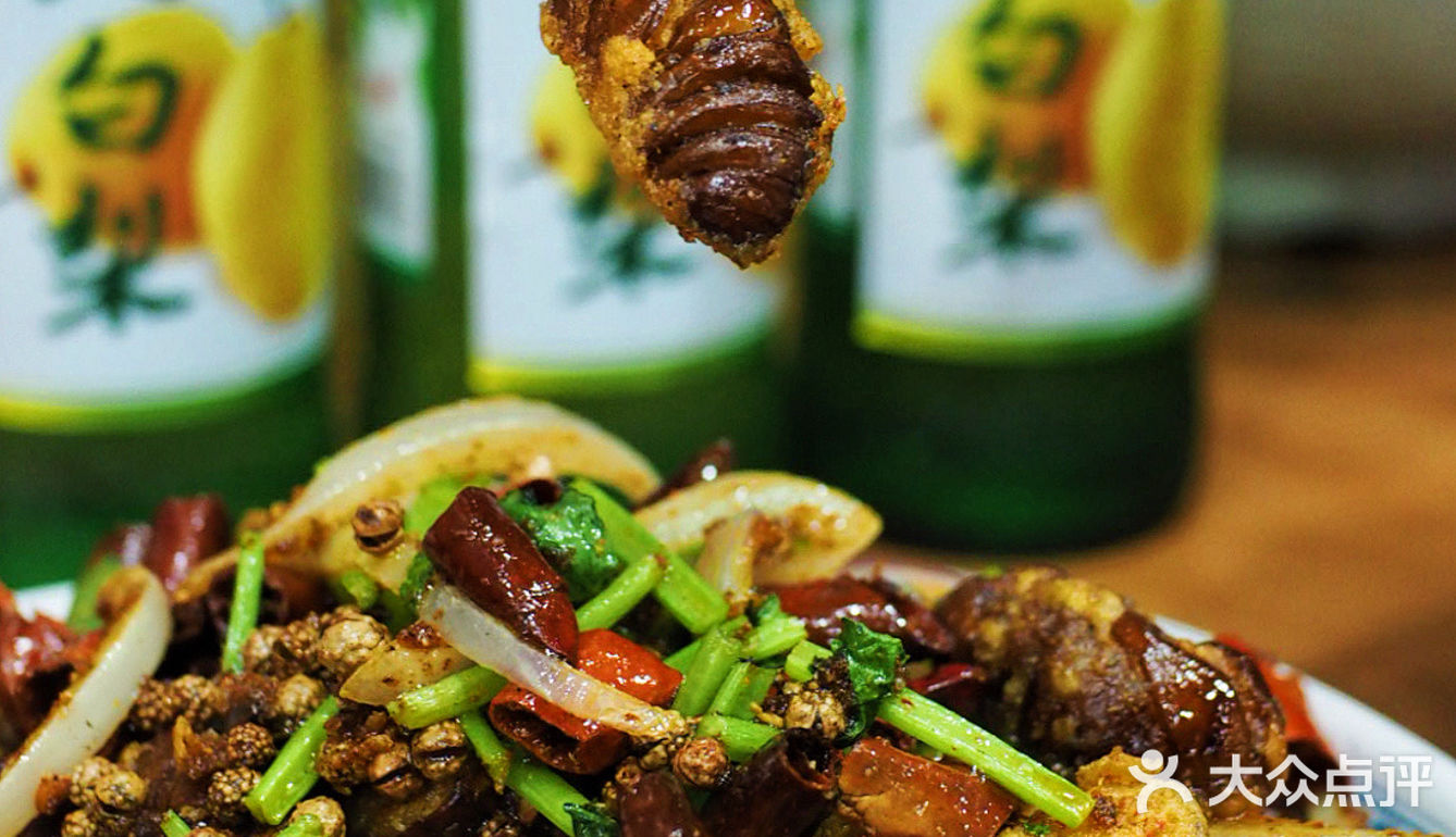 美味宵夜好去处｜小伟吉林特色烧烤