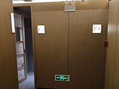 -耳湾躺式采耳SPA馆(保利五月花店)