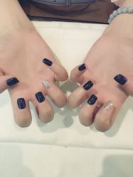 -孔雀手美甲美睫护理