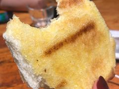 面包片-160烧烤(香坊店)