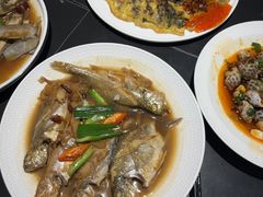 -鑫悦楼煎蟹·16年海鲜大排档