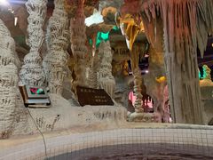 -泉城欧乐堡戏水湾艺术养生温泉