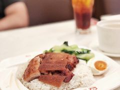乳猪三宝饭-香港新发烧腊茶餐厅(万象店)