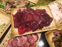 -周老三跷脚牛肉·全牛火锅(非遗传承店)