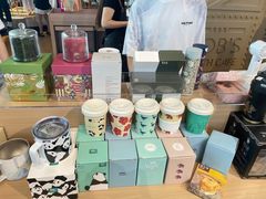 -抱抱地球咖啡馆(国家海洋博物馆店)