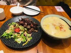 -hallch 好吃餐厅(全运村中央广场店)