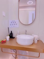 -苑苑vbeauty科技美容SPA