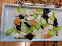 -老码头黑皮肘子锅包肉熏酱水饺(文政街店)