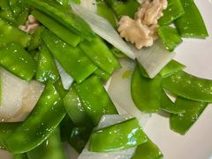 -东口码头·烧鸽子·鱼头泡饼·地方菜(金鹰悦城店)