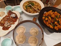 -梅利汴京烤鸭•开封豫菜地标店(东大街店)