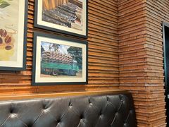 -星巴克(上海虹桥新天地二店)