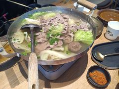 -川堂风·跷脚牛肉·乐山爆炒(宝山日月光店)