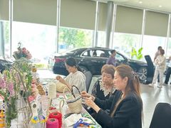 -奔驰利星行(北京花乡店)
