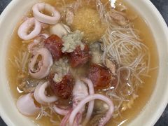 卤米线(+蚝仔+鱿鱼+手工肠仔)-阿芳卤面(中闽百汇店)