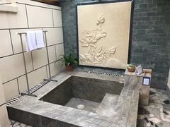 -乳源丽宫国际温泉酒店