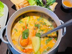 -大头虾越式风味餐厅(光明广场店)