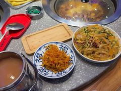 -山里屯铁锅炖·东北菜(康桥店)
