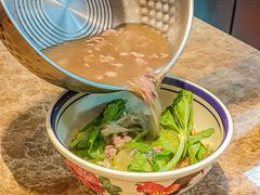 -云阿蛮云南生烫牛肉米线(奉贤路店)