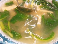 文蛤豆腐汤-北戴河庆山饭店·海鲜砂锅粥(北戴河黑石路店)