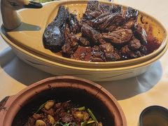 -八府香鸭·啫啫煲(华山路店)