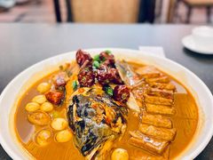 特色红焖鱼头-羡餐厅·杭帮菜·淳菜(千岛湖自由洲际殿店)