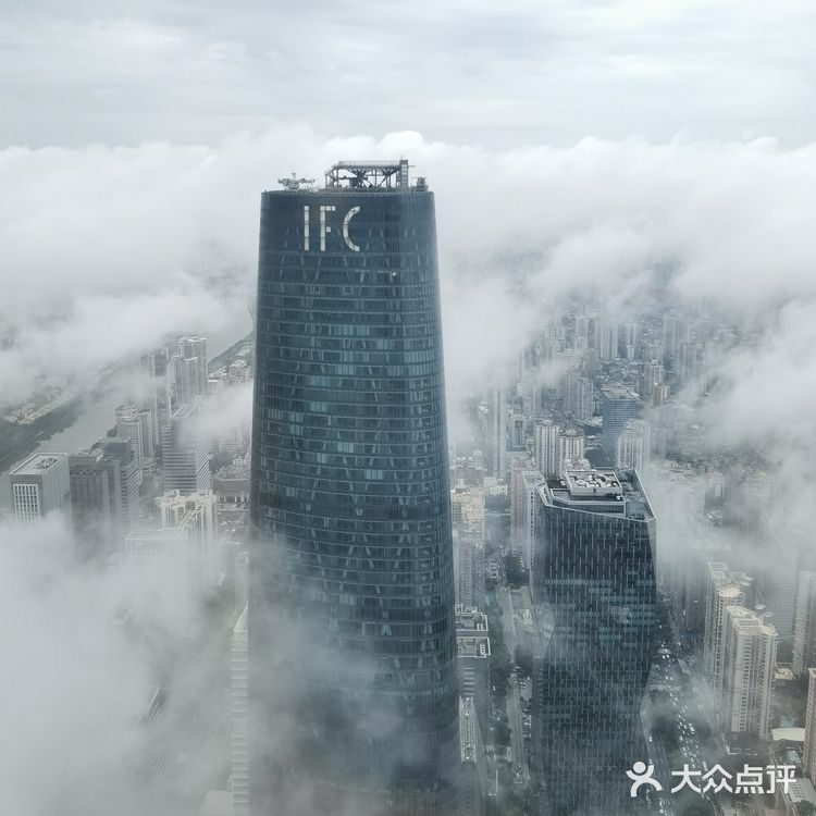 95楼的云端五星自助餐☁️☕广州瑰丽酒店