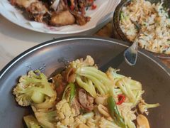 -荷塘秋月·本帮江浙菜(国权路店)