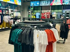 -百联奥特莱斯广场(武汉盘龙店)