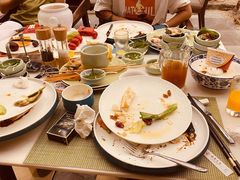 -舜耕山庄四时万和自助餐厅