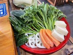 -东镇老火锅(长春路首店)