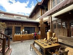 -阿婆情腊排骨火锅·野生菌季(古城旗舰店)