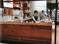 -Laderach 莱德拉(上海环贸iapm店)