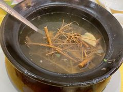 草根汤-莲花公园煎蟹(总店)