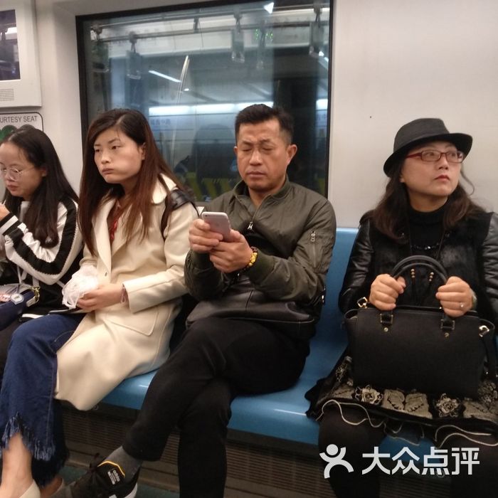 延吉中路-地铁站