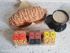 肉松虎皮卷-好利来(建筑大学店)