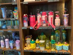 零售区-星巴克(杭州市民中心店)