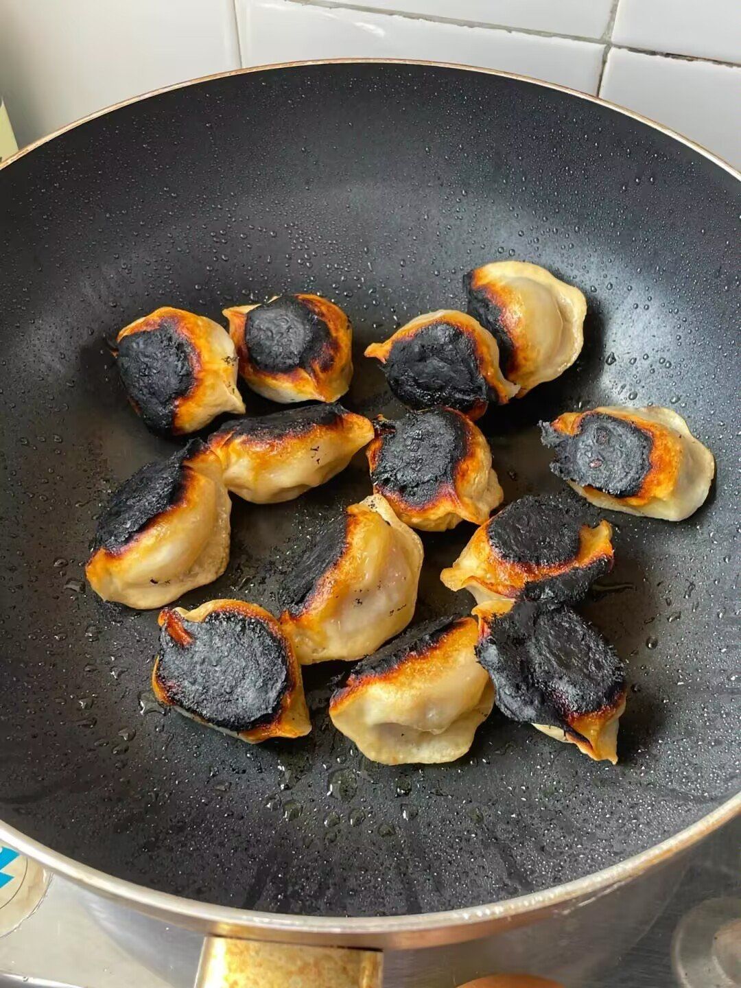 闺蜜做的焦底煎饺‼️