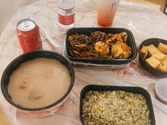 -肥肥虾庄·金牌油焖大虾(沙湖店)