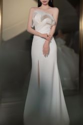 -艾米丽婚纱礼服