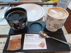 一豆两喝蜜桃噶闹忙-THE PRESS(申报馆店)