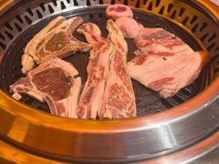 -黑金·寻焰自助百汇·烤肉·火锅(中街店)