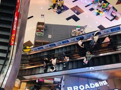 -鸿通城购物中心