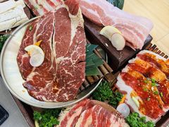 -轻烧烤肉(光谷步行街店)
