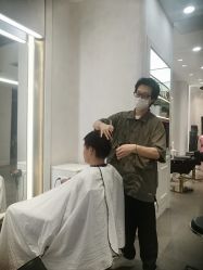 -Kraemer Paris  苏豪路易士·嘉玛发廊
