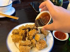 绍兴臭豆腐-咸亨酒店•非遗绍兴菜•中华老字号(堂吃餐厅)