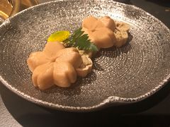 -铭牛烧肉·和牛海鲜自助(高新月牙湖店)